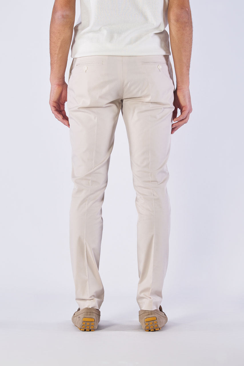 Pantalone slim fit in twill di cotone modal MMTS00036-FA800164