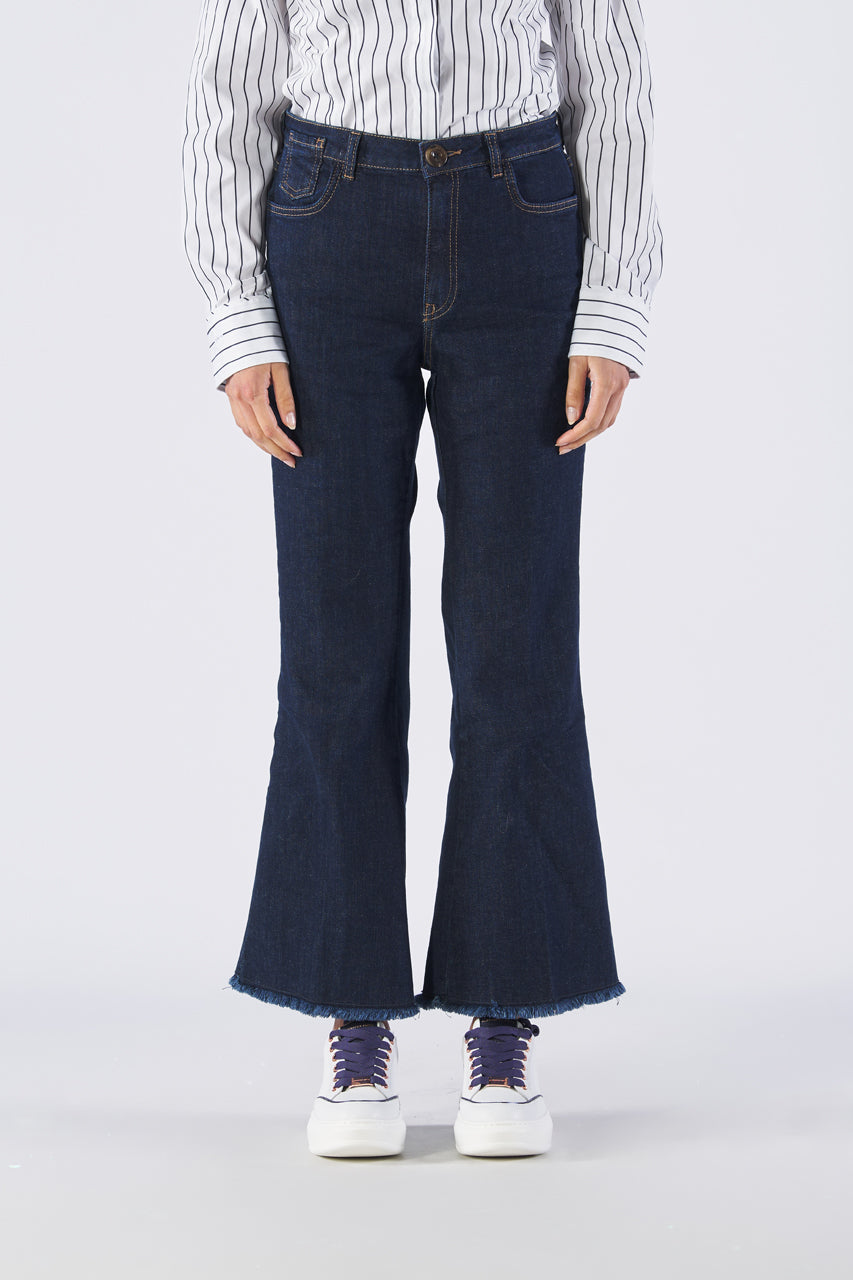 Garment treated stretch denim jeans FCROP1 241318111