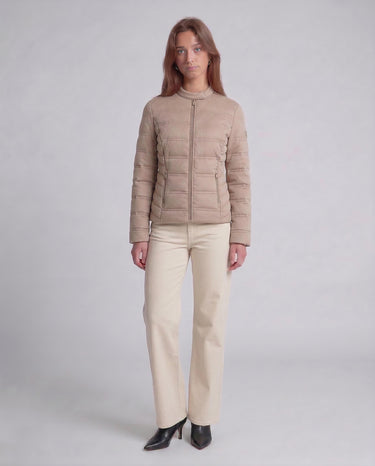 Giacca Guess New Vona dal design contemporaneo W6RL02 WJ492 A10L SUMMER CLAY GUESS 