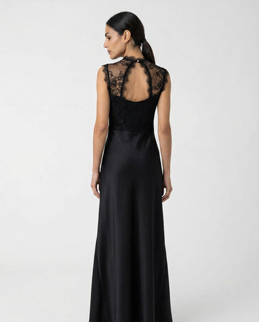 Abito lungo Rinascimento con Busto in Pizzo Aderente CFC0127526003 B001 NERO RINASCIMENTO 