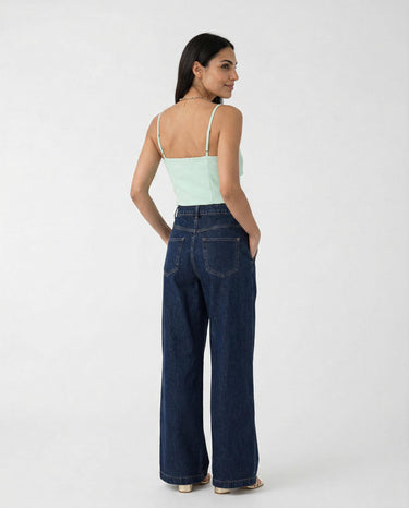 Crop Top Rinascimento con Fibbia Decorativa Slim Fit CFC0127712003 B411 VERDE MENTA RINASCIMENTO 